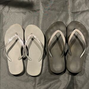 2 Pair Sparkle Glitter Gray and Rainbow Glitter Black Flip Flops